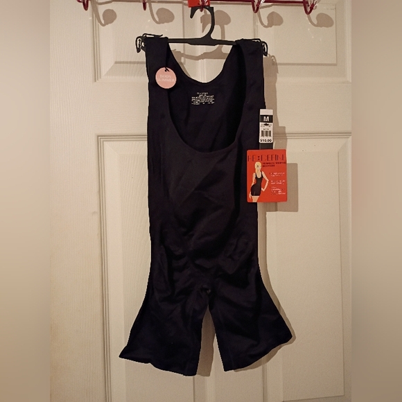 Re Define Other - Re Define Black 🖤 Seamless Shaping Bodysuit